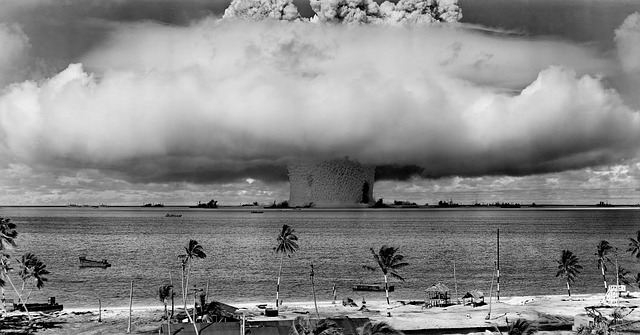 The atom bomb was one of the defining inventions of the 20th Century - IELTS Academic Reading Image by WikiImages from Pixabay